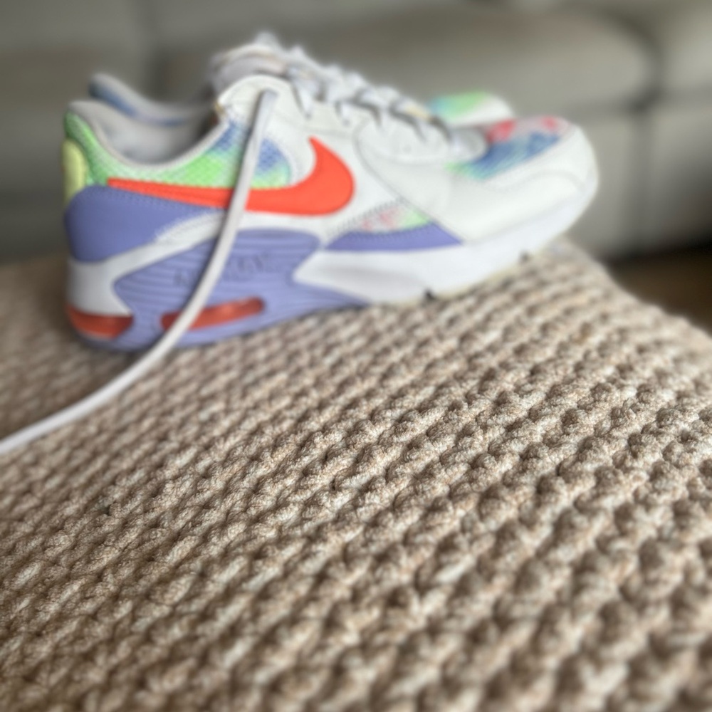 Nike Sneakers with Multicolor Accents